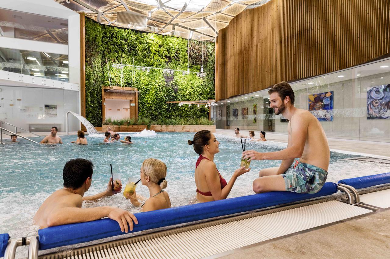 Rezort Gothal Apartmany A Penziony โดโนวาลี ภายนอก รูปภาพ
